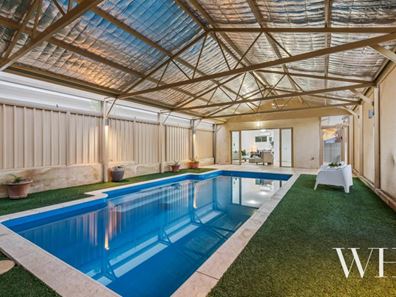 17 Melview Court, Melville WA 6156
