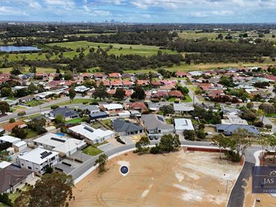 13 Cranwood Crescent, Viveash WA 6056