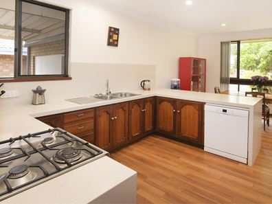 43 Hadfield Ave, West Busselton WA 6280
