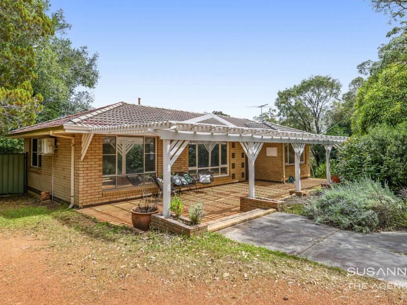 14 Lawnbrook Road West, Walliston WA 6076