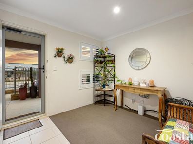 16 Arizona Parade, Golden Bay WA 6174
