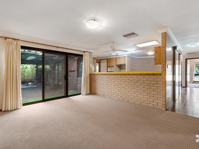 25 Ewing Avenue, Bull Creek WA 6149