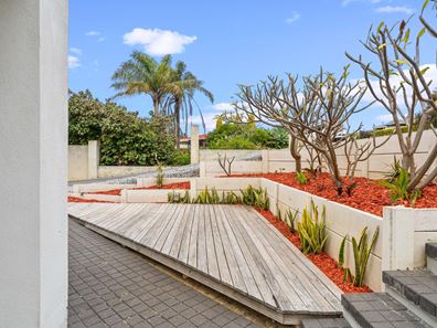 14 Trafford Court, Craigie WA 6025