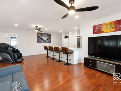 227A Hamilton Street, Queens Park WA 6107
