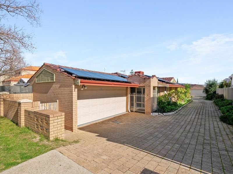 2/33 Mary Street, Como WA 6152
