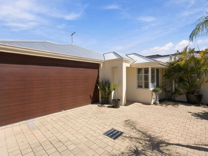 13 Myimbar Way, Nollamara WA 6061