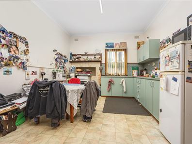 51 Bayly Street, Geraldton WA 6530