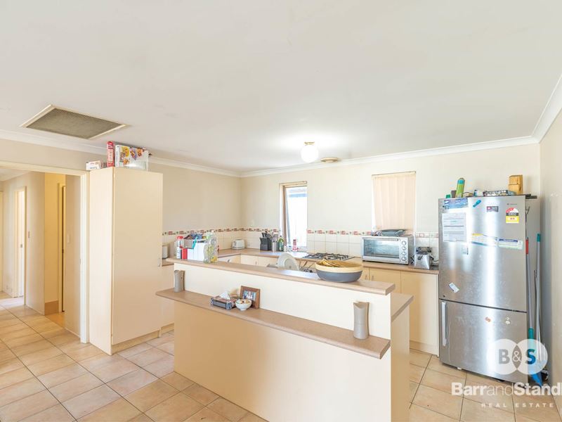 9 Blaxland Road, Dalyellup WA 6230