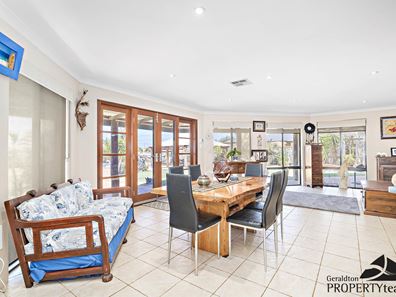 49 Sunnybanks Drive, Strathalbyn WA 6530