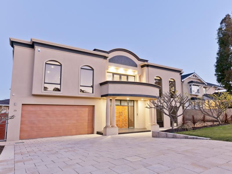 29 Roberts Road, Attadale