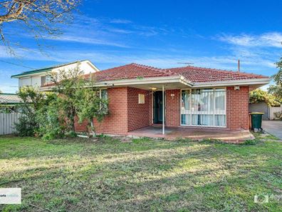 7 Hatfield Way, Girrawheen WA 6064