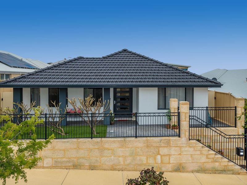 83 O'Mara Boulevard, Iluka WA 6028