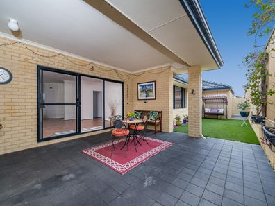 83 O'Mara Boulevard, Iluka WA 6028