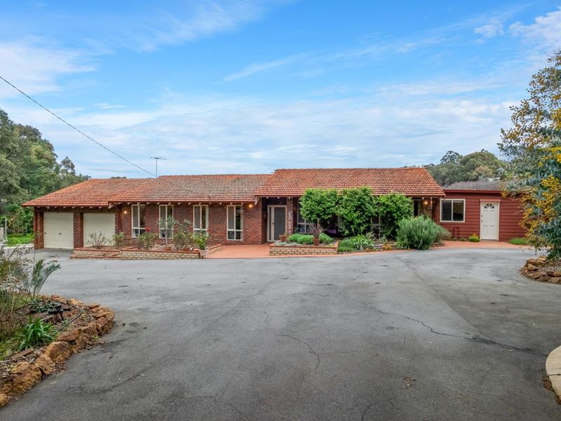 124 Stanhope Road, Kalamunda