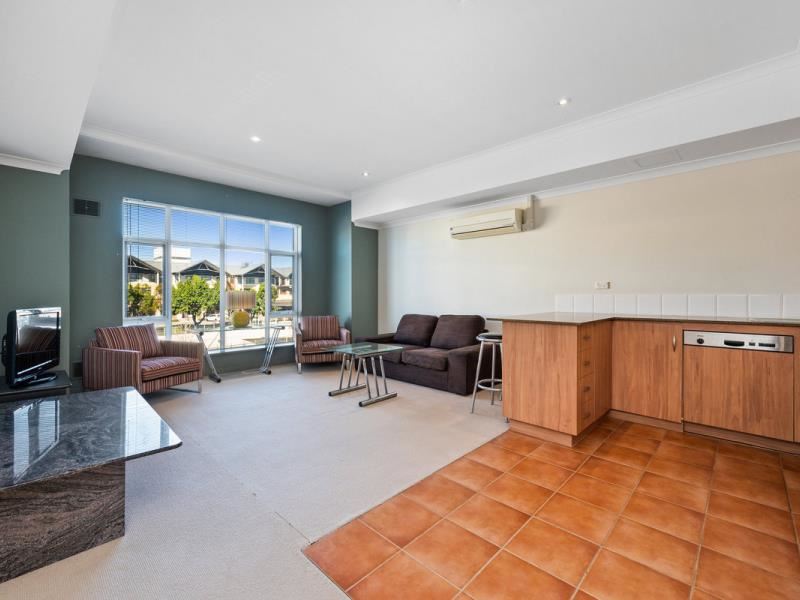 4/3 Brigid Road, Subiaco WA 6008