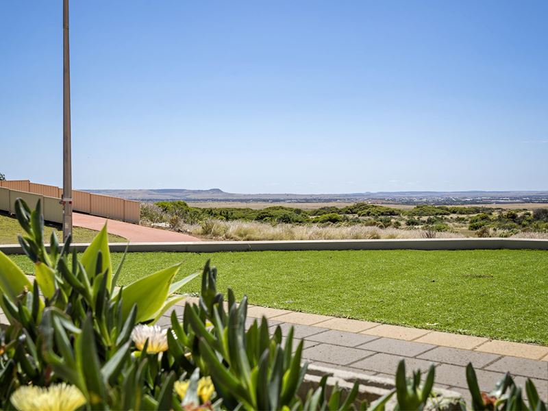 16 Jackson Loop, Wandina