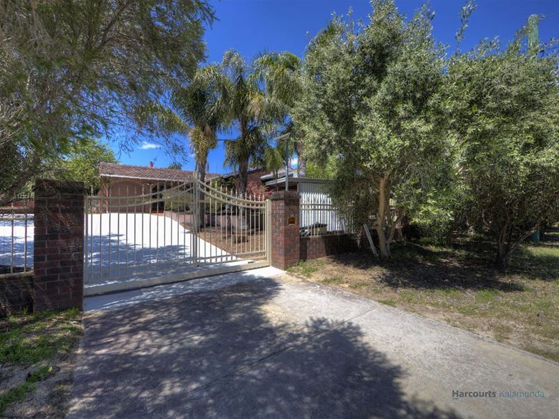 63 Sampson Road, Lesmurdie
