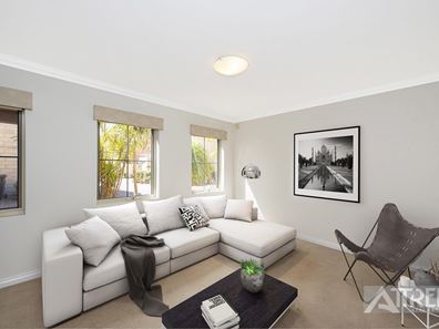 3/8 Batsford Way, Canning Vale WA 6155