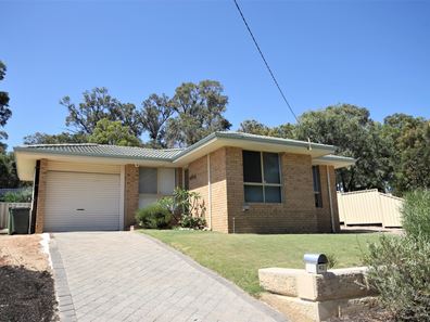 42 Wakefield Cres, Australind WA 6233