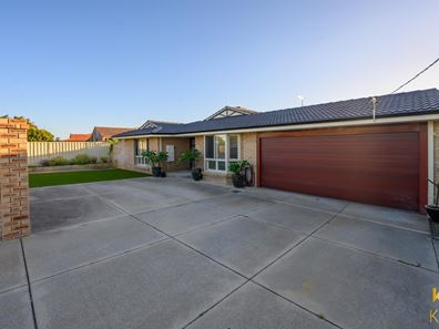 20 Raeside Cres, Cooloongup WA 6168