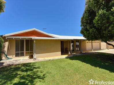 21 Murphy Way, Warnbro WA 6169