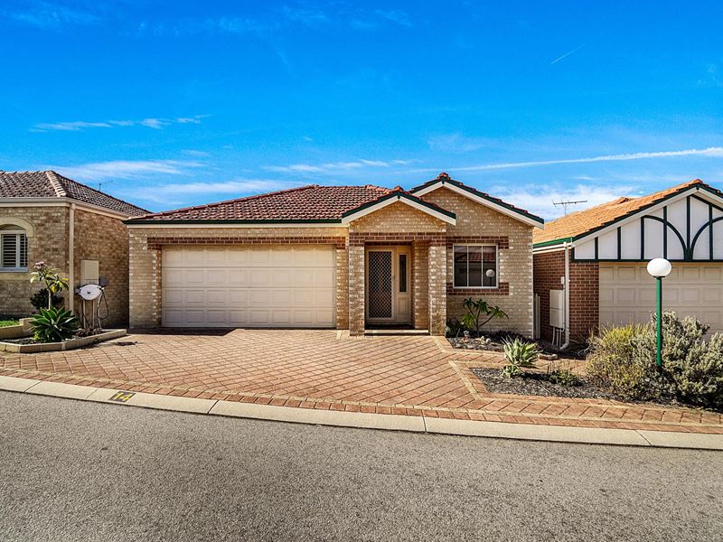 14/7 Endeavour Road, Hillarys