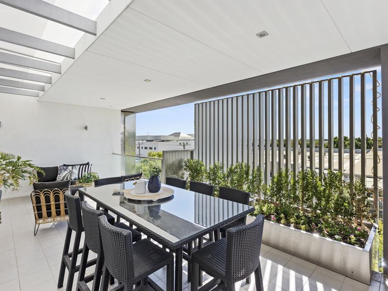 6/11 Roydhouse Street, Subiaco