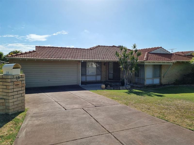 19 Blakers Ridge, Winthrop