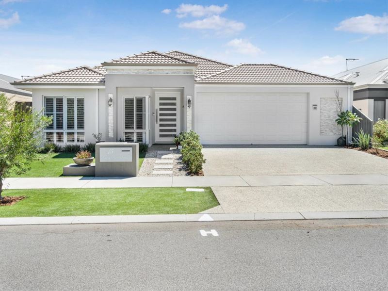 15 Langshan Street, Southern River WA 6110