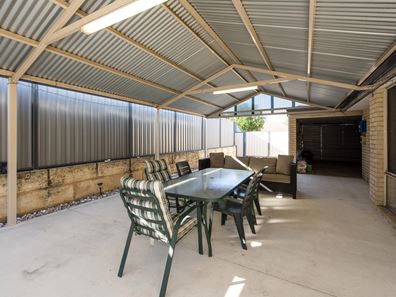 22 Kootingal Bend, Baldivis WA 6171