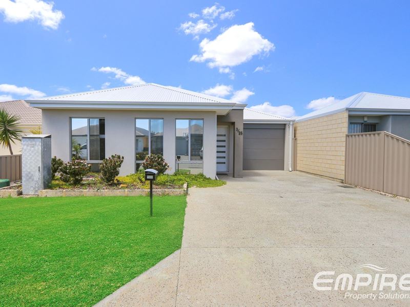 3/25 Gicha Close, Lake Coogee