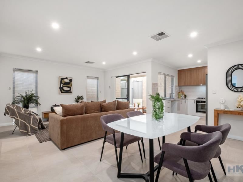 3/4 Cleland Pass, Ellenbrook