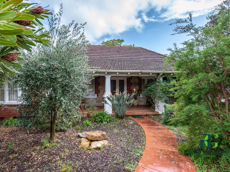 77 Waddell Road, Bicton WA 6157