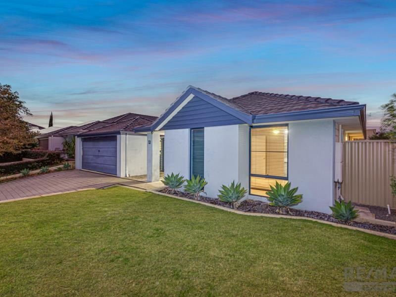 12 Ballymote Gardens, Ridgewood