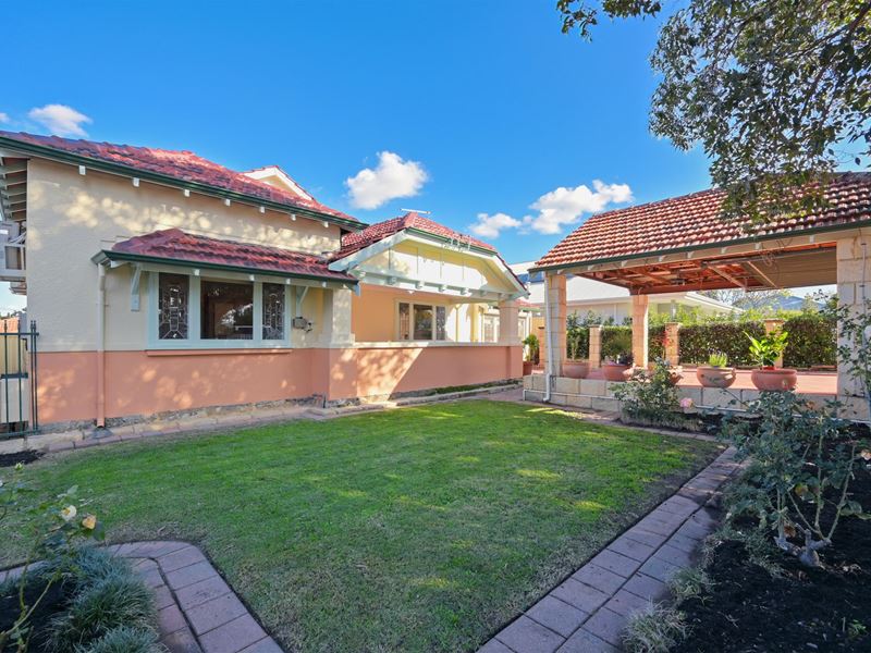 11 Newry Street, Floreat