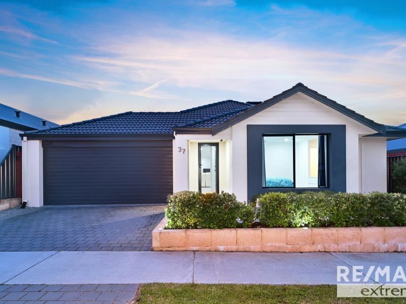 37 Sandridge Street, Banksia Grove WA 6031