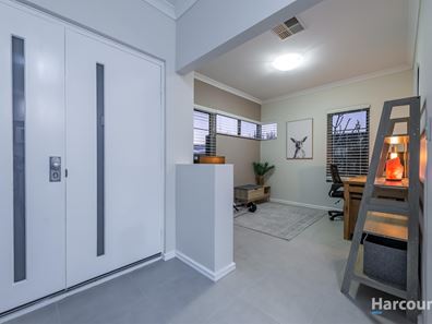 54 Mattingleys Approach, Burns Beach WA 6028