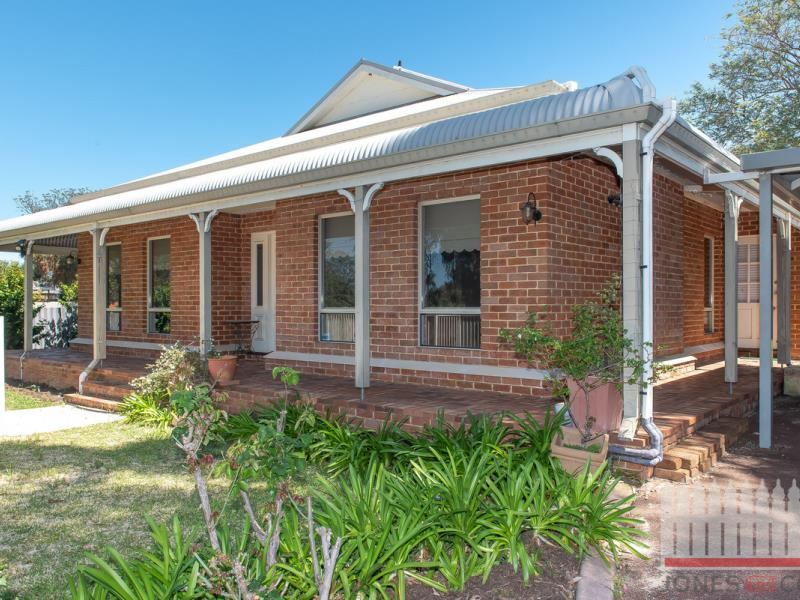 7 Hatton Court, Bassendean