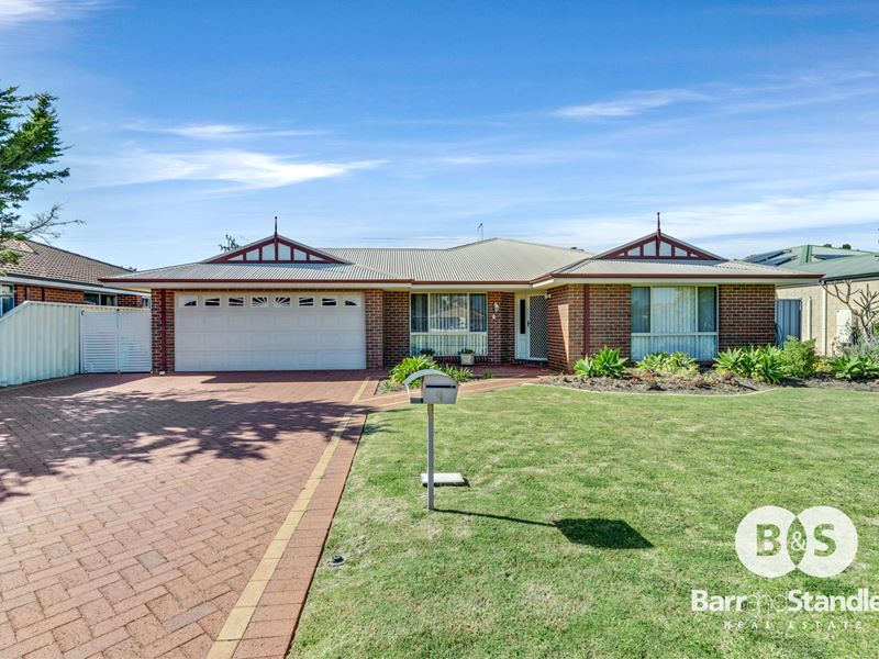 9 Willis Cove, Pelican Point