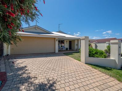 18 Port Jackson Parade, Quinns Rocks WA 6030