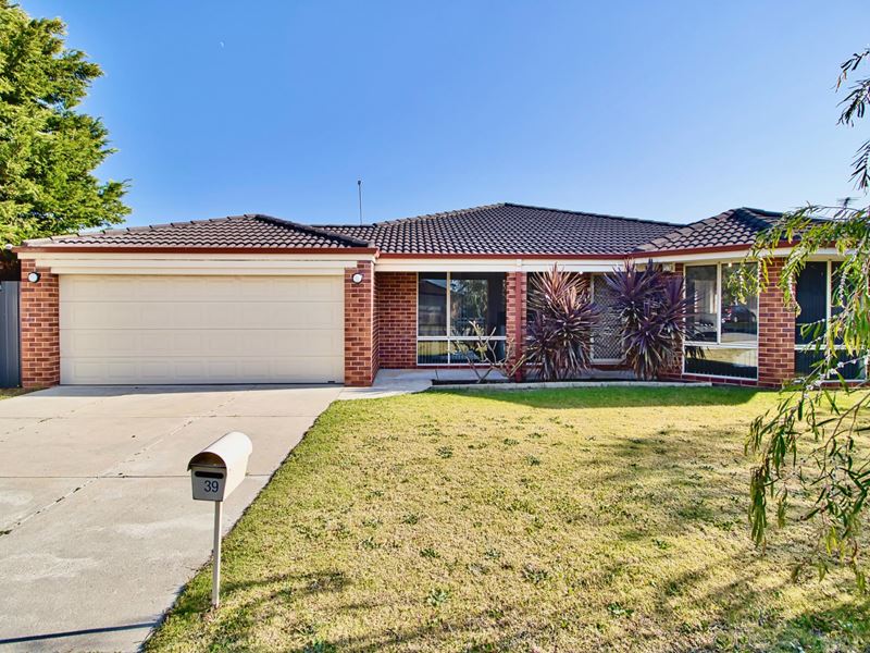 39 Chinchilla Parkway, Port Kennedy WA 6172