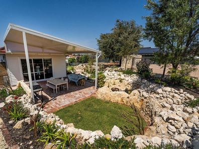 10 Southend Road, Hamilton Hill WA 6163