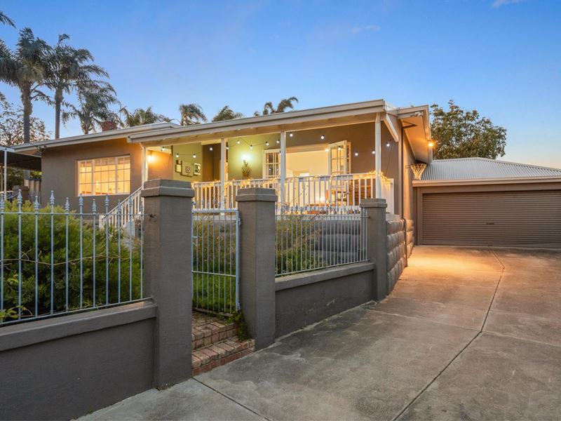 15 Curtis Place, Melville WA 6156