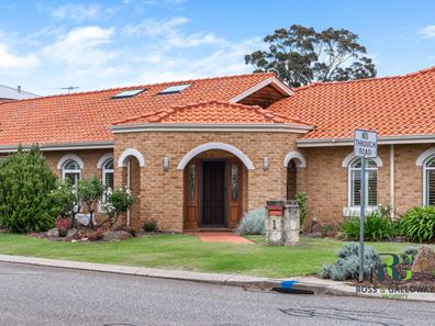 1 Brindal Close, Bicton WA 6157