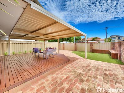 2/54 Tuart Street, Yokine WA 6060