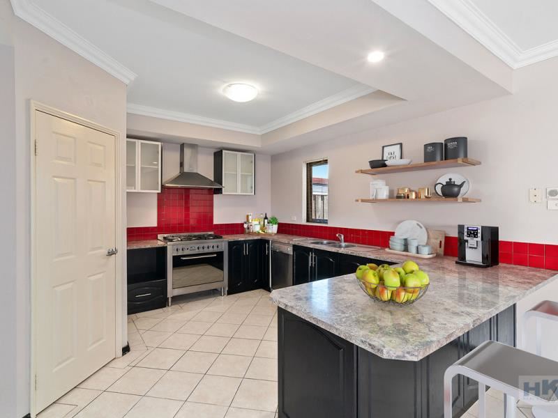 8 Carlo Pass, Ellenbrook
