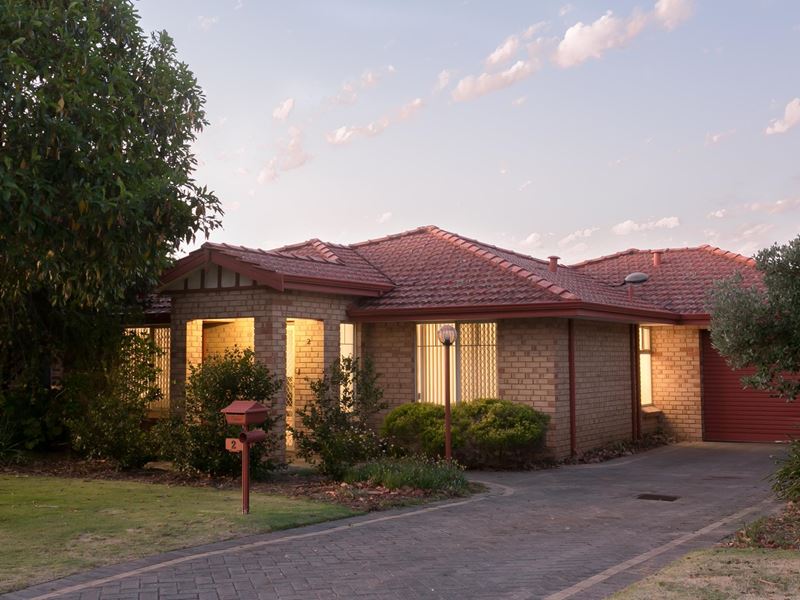 2/7 Lester Drive, Thornlie