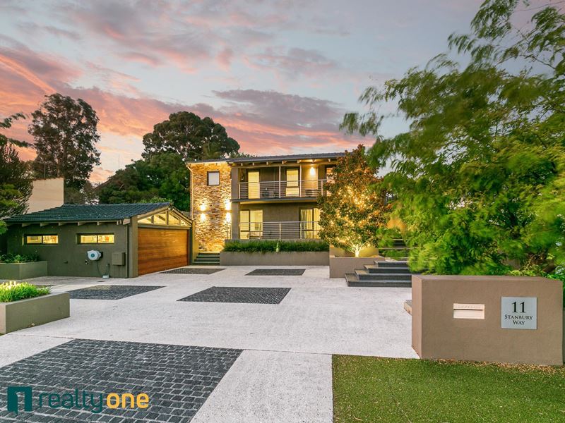 11 Stanbury Way, Booragoon