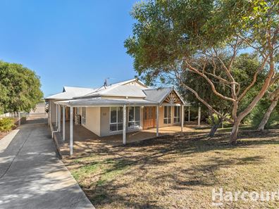 20 Scrivener Place, Halls Head WA 6210