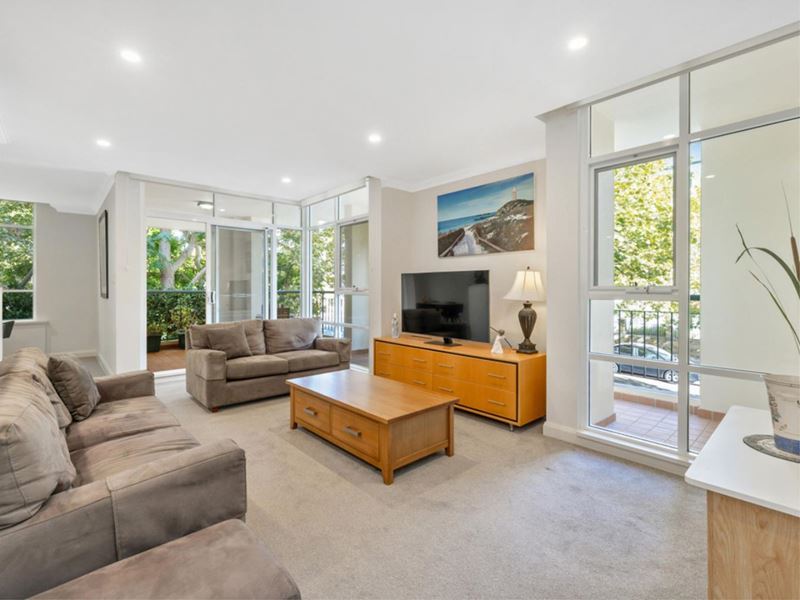 11/20 Royal Street, East Perth